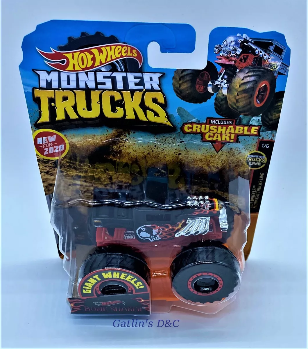 Hot Wheels Monster Trucks Bone Shaker with Crushable Car New Sealed GJG98