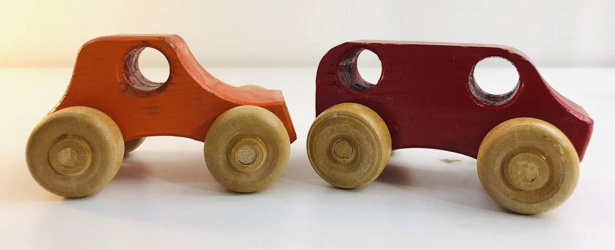 2 Waldorf Imaginative Educational Wooden Handmade Toy Cars VG