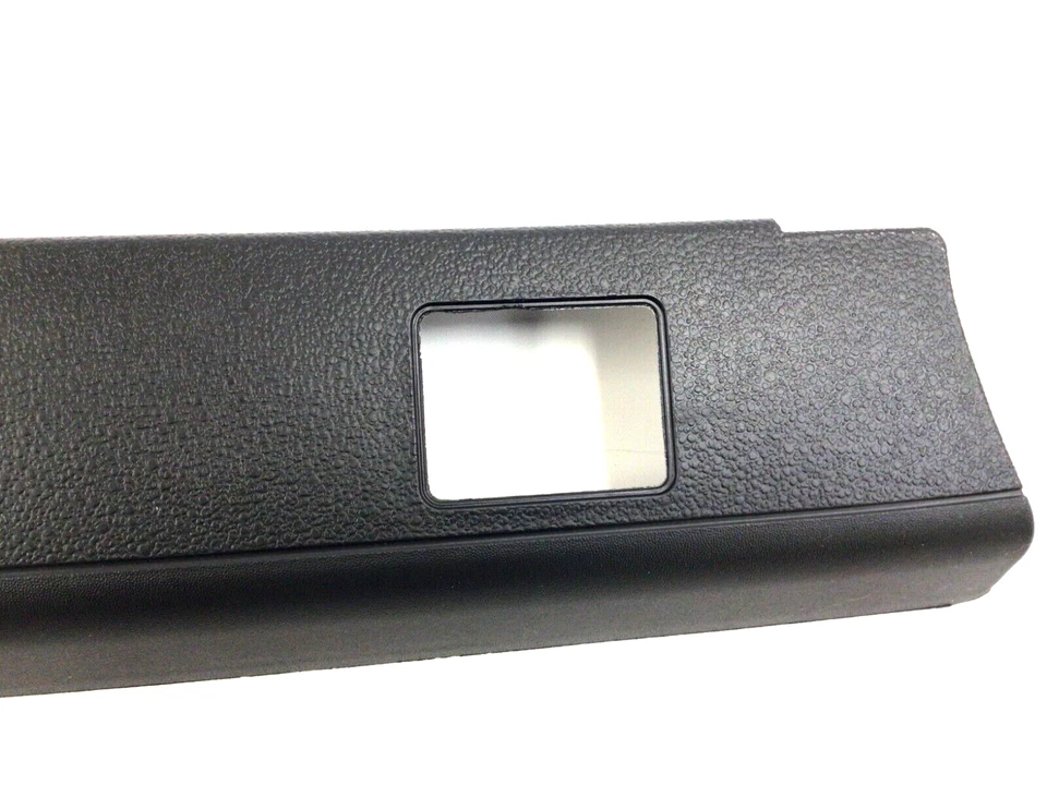 2004-2007 雪佛兰索罗德 GMC Sierra 5.5 英尺短床导轨盖成型套件原始设备制造商 — 第 4/4 张图片