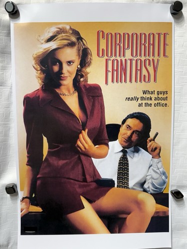 Póster promocional pin-up adulto fantasía corporativa Tracy Ryan Jarod Carey - Imagen 2 de 2