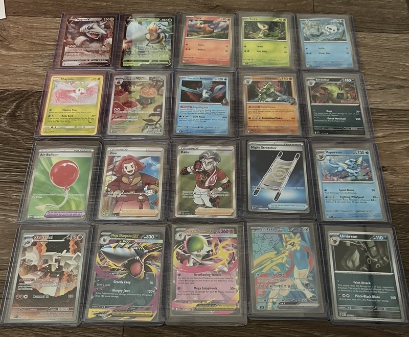 Pokemon TCG 26  card lot. All nice condition 