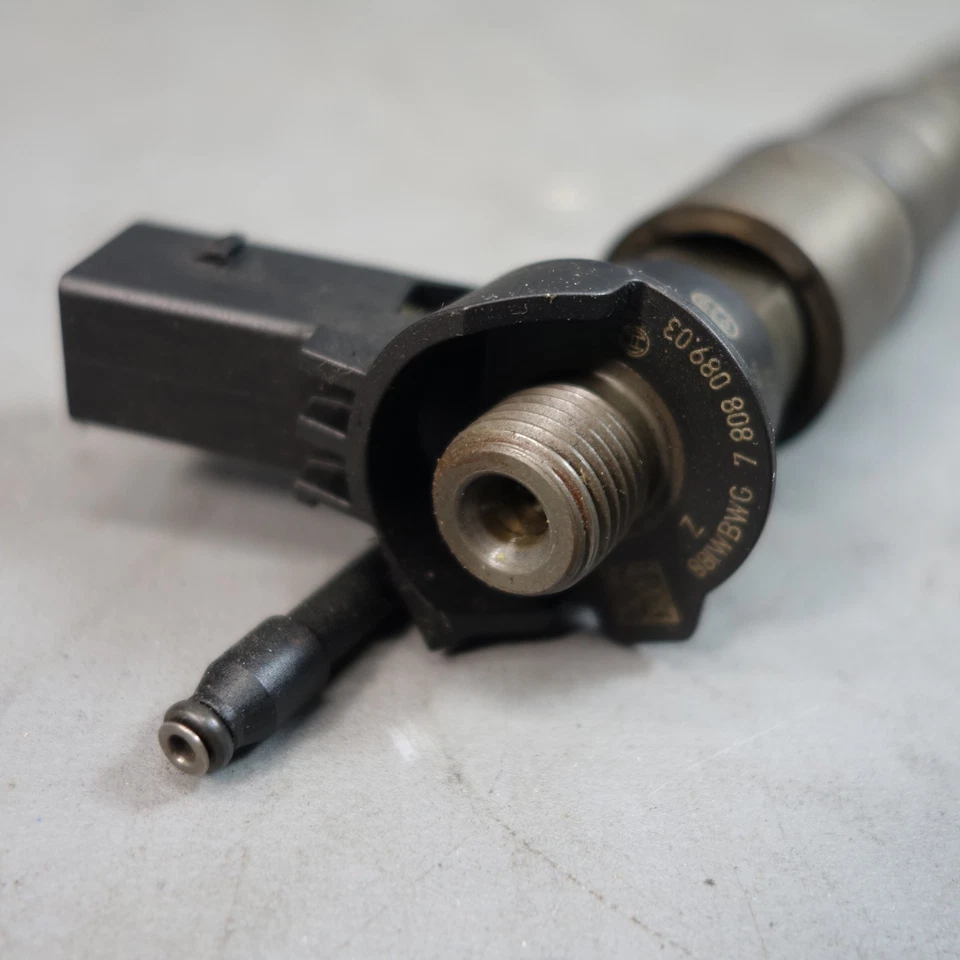 BMW E90 335d E70 35d M57N2 2009-2013 6 cilindros diésel combustible inyector directo 156 k OEM Foto 3 de 4