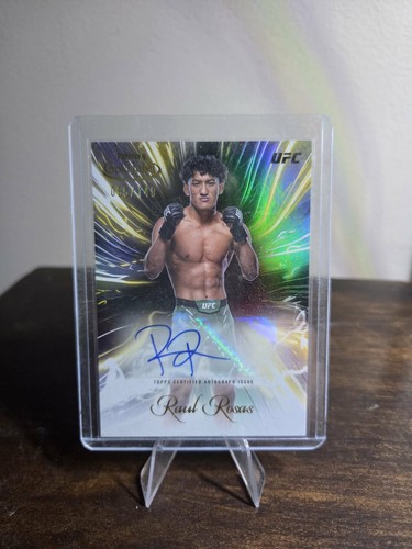 Raul Rosas [Gold] #SGS-RAR 2024 Topps Gold Label UFC Surging Signature card