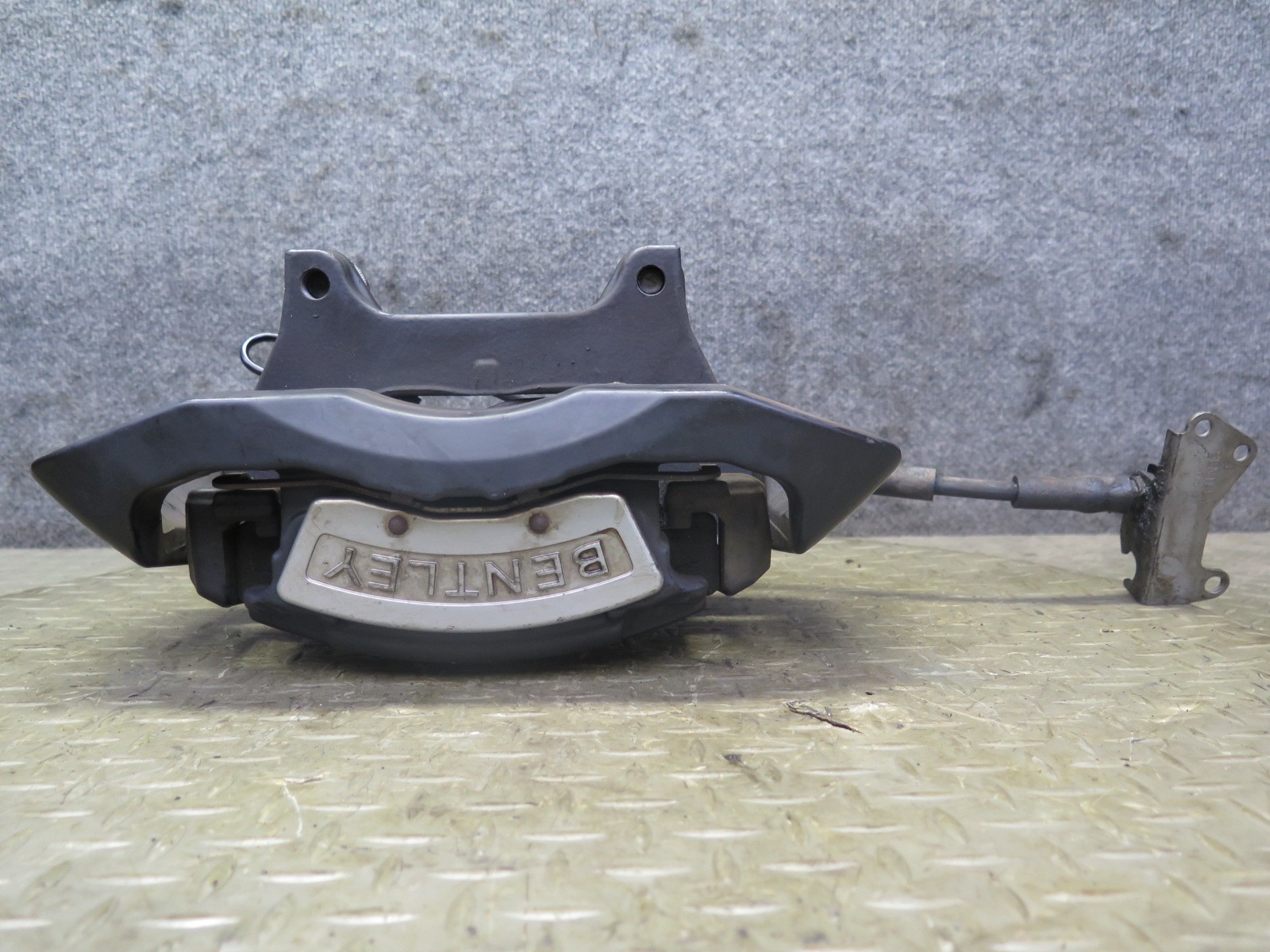 2006-2012 BENTLEY FLYING SPUR FRONT LEFT & RIGHT SIDE BRAKE CALIPER SET