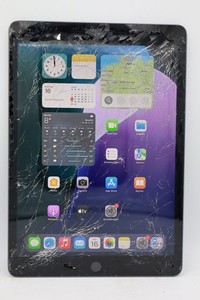 Apple iPad 8.Gen 10,2" Wi-Fi 32GB Grau Displayschaden iCloud-Free #1031