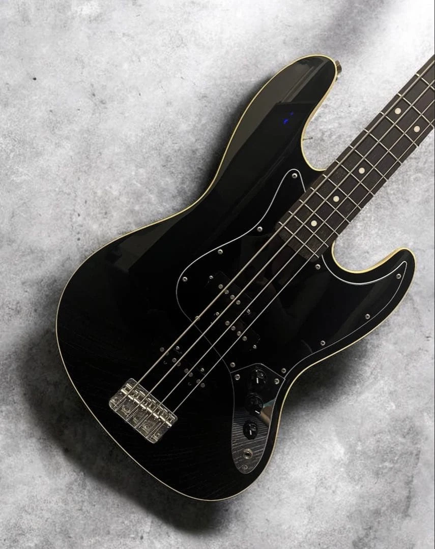 Fender Aerodyne Jazz Bass Bass Guitars for sale | eBay