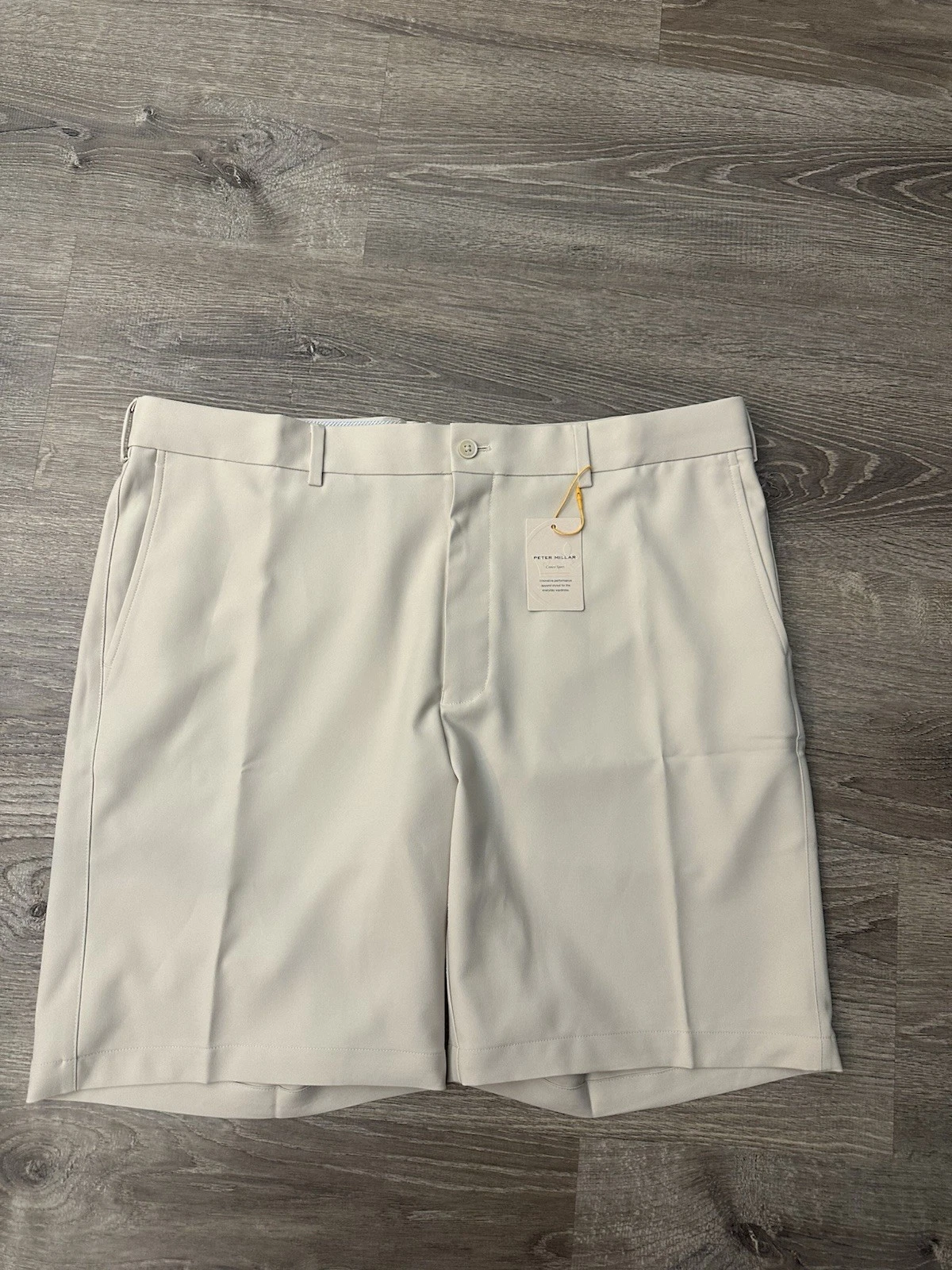 Peter Millar Crown Sport Salem Performance Shorts Mens 38 Beige Chino 9” Preppy
Opens in a new windo