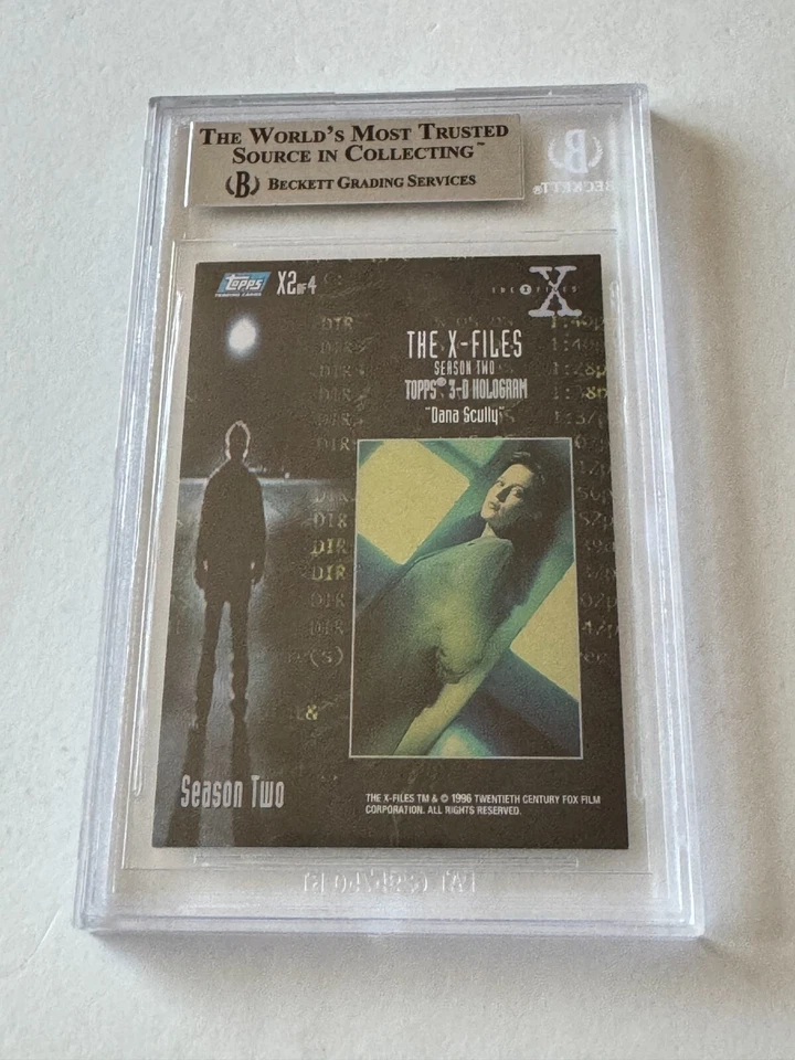 1996 Topps X-FILES Hologram 3-D Effect Card GILLIAN ANDERSON Dana Scully BGS 9 - Image 4 of 4