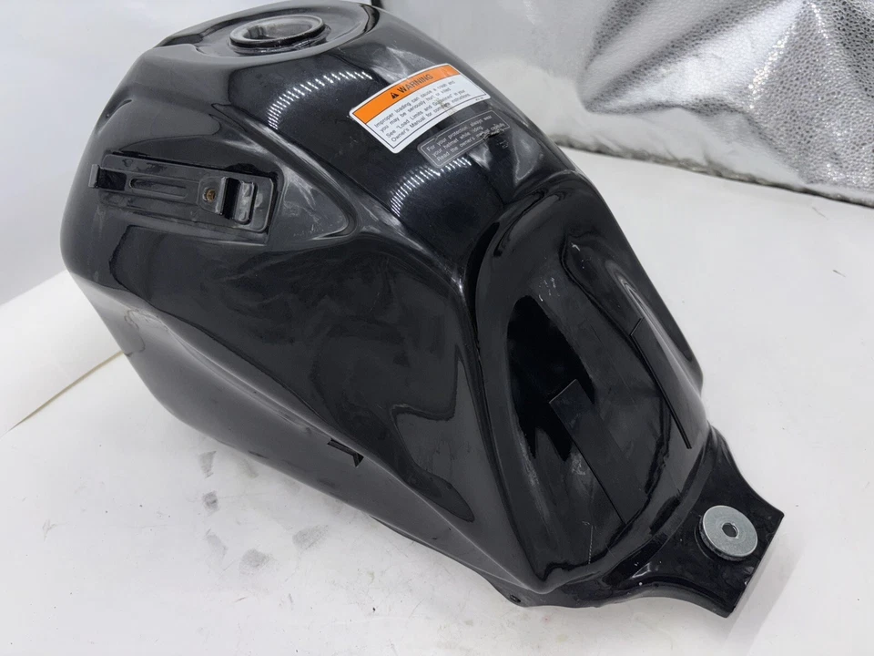 TANQUE DE COMBUSTÍVEL 2023 23-24 HONDA XR150LE - Imagem 3 de 4