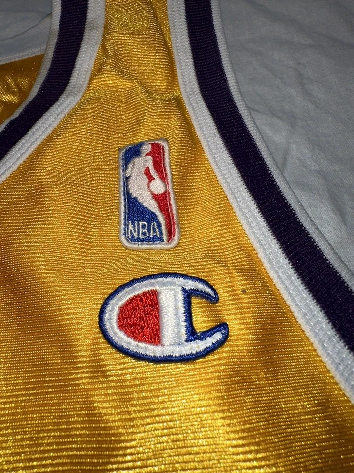 Camiseta NBA RARA VINTAGE CHAMPIONS LA LA LAKERS Shaquille O'Neal tamanho 48 caixa média c - Imagem 4 de 4