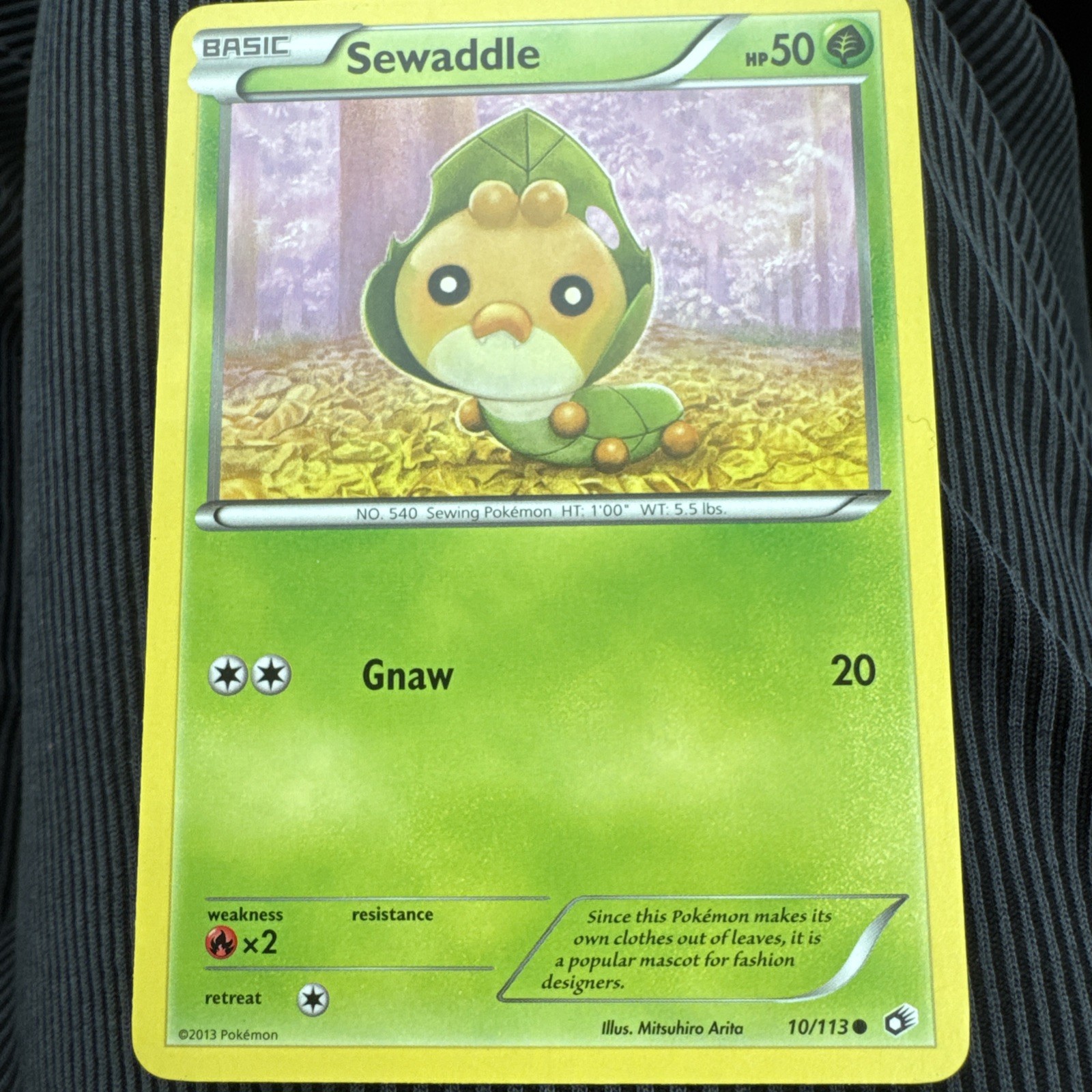 Sewaddle 10/113 - Legendary Treasures - Common - Pokemon Card TCG - LP