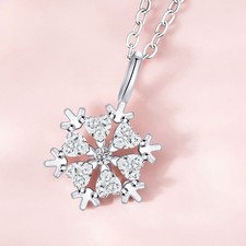 Christmas Crystal Snowflake Pendant Necklace Xmas Women Jewelry Girl Gift