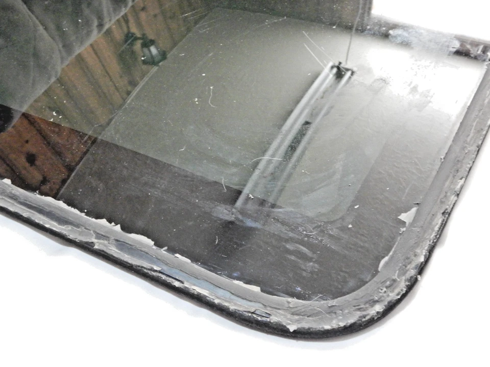 96-2002 Saturn S Series SW SC SL 1 2 Sc1 Sc2 SL1 SL2 Moon Sun Roof Glass window - Image 4 of 4