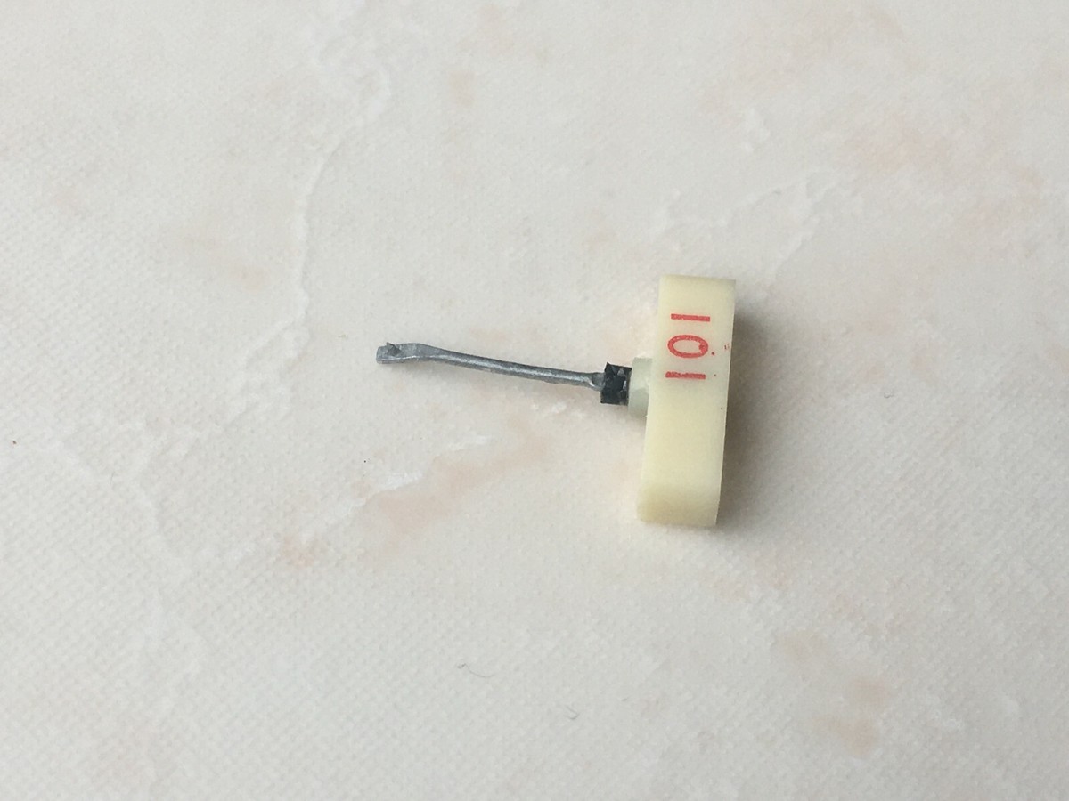 Aiguille (stylus) Saphir ELAC Pour Platine Vinyle - Réf. SNM 104 PE 182/5528 - Neuf France