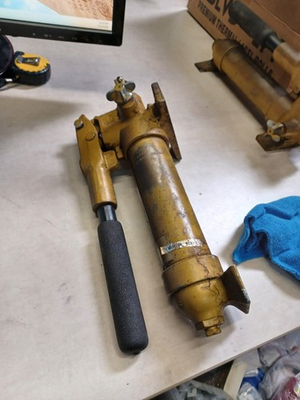 #ad ENERPAC P18 Single Speed Low Pressure Hydraulic Hand Pump 18 in3 Usable Oil $53.95