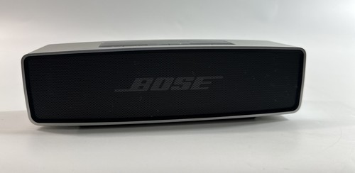 Bose SoundLink Mini Portable Bluetooth Speaker For Parts/doesn’t Charge