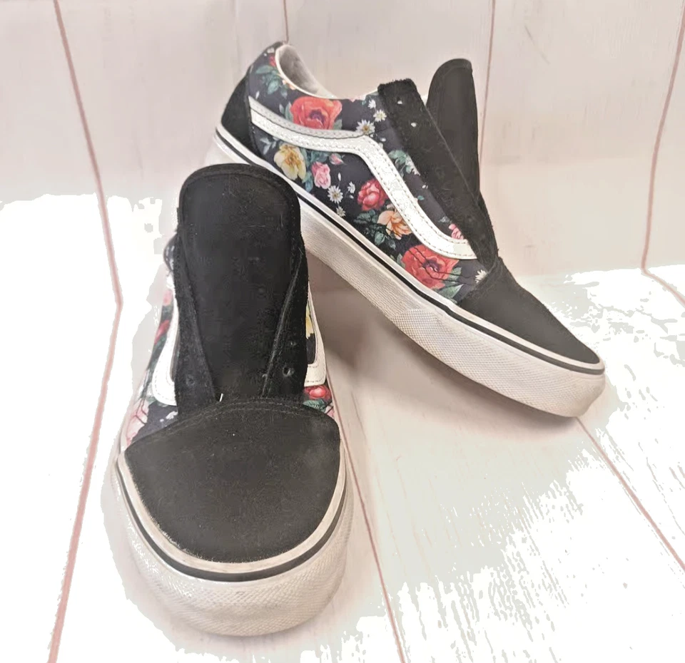 VANS Old Skool Unisex Sneaker Women Size 7 Black Floral Low Top Suede Canvas - Image 4 of 4