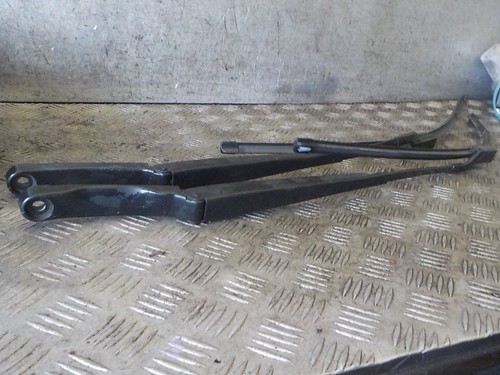 VAUXHALL ASTRA FRONT WIPER ARM PAIR OF LEFT & RIGHT J MK6 2010-2015 - Picture 4 of 6