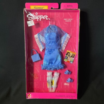 Fashion Avenue Teen Skipper First Crush Blue Sparkle Party Dress Shawl Bag Shoes