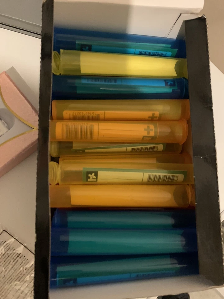 Cool Bundle Lot Mini Cell Phone Hammer Graft Grinder Raw Mask Boveda Cvault - Image 2 of 4