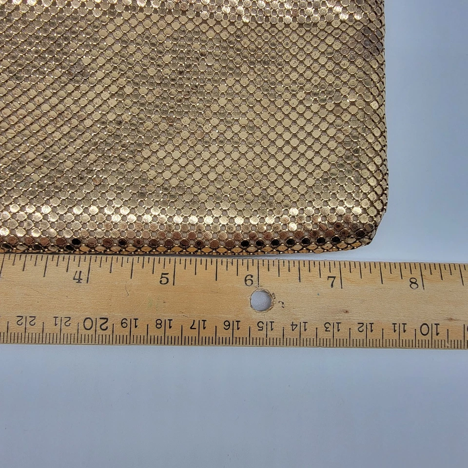 Bolso sin asas Whiting & Davis de malla metálica vintage dorado clásico elegante Foto 3 de 4