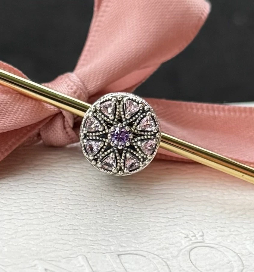 Original Pandora Charm „strahlendes Ornament“ 925 Silber #791974NPRMX