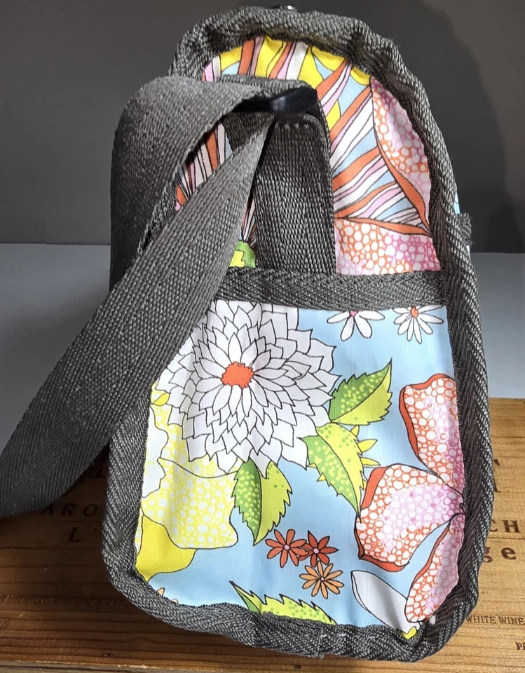 Bolso Bandolera LeSportsac Everyday Estampado Floral  Foto 3 de 4