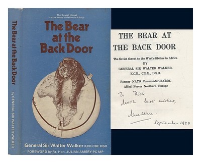 Walker, Walter Herr The Bear auf der Rückseite Tür : Soviet Threat To West's L