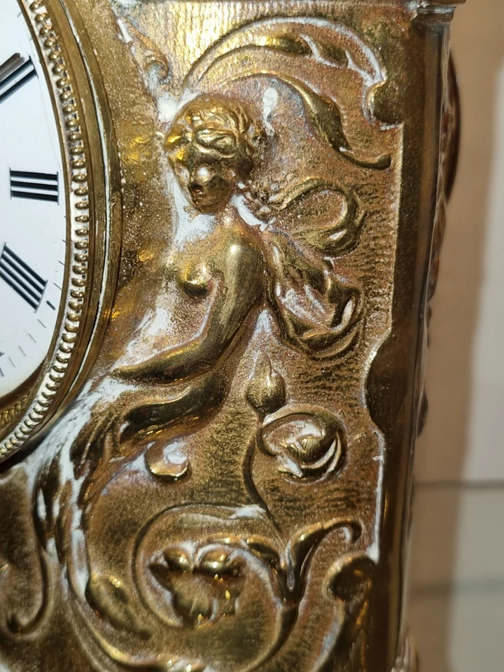 Horloge,Pendule de Voyage ancienne en bronze décor Personnage , XIXéme ? - Photo 3/4