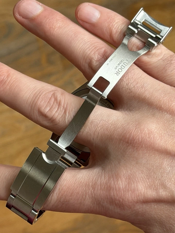 Tudor Ranger 36 Dune November 2025 Full Set Warranty Gents Watch Field Watch - Image 4 of 4