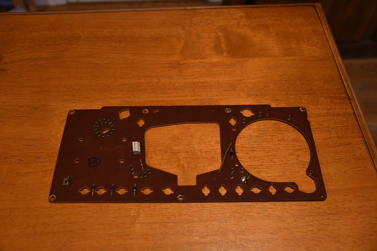ボルボ　計基盤 Volvo 240 242 244 245 GL DL Turbo Instrument Cluster Circuit