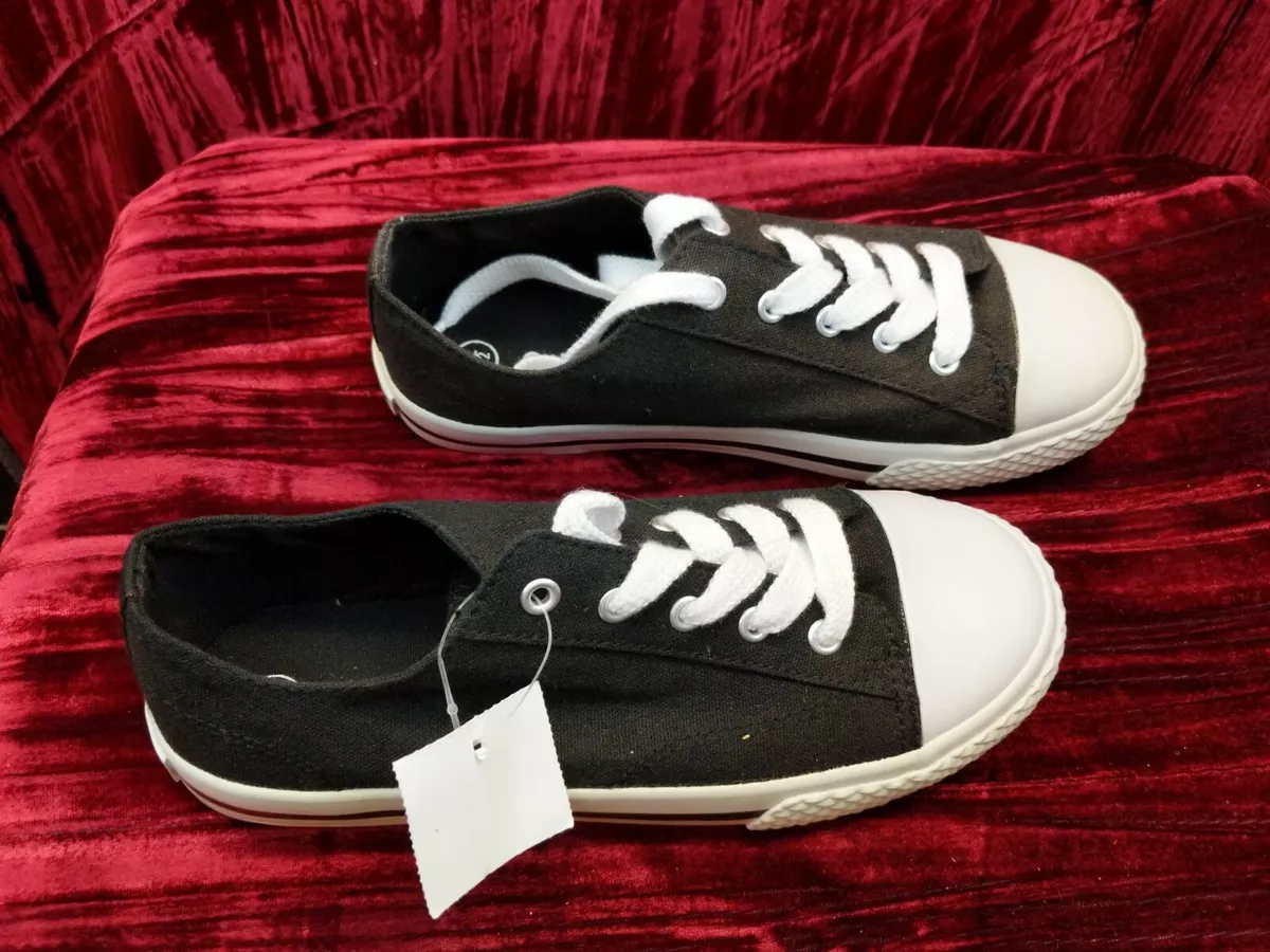 Brand airwalk store