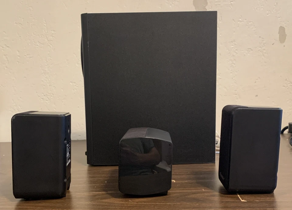 Sistema compacto de altavoces y subwoofer para cine en casa Panasonic 5.1 negro Foto 4 de 4