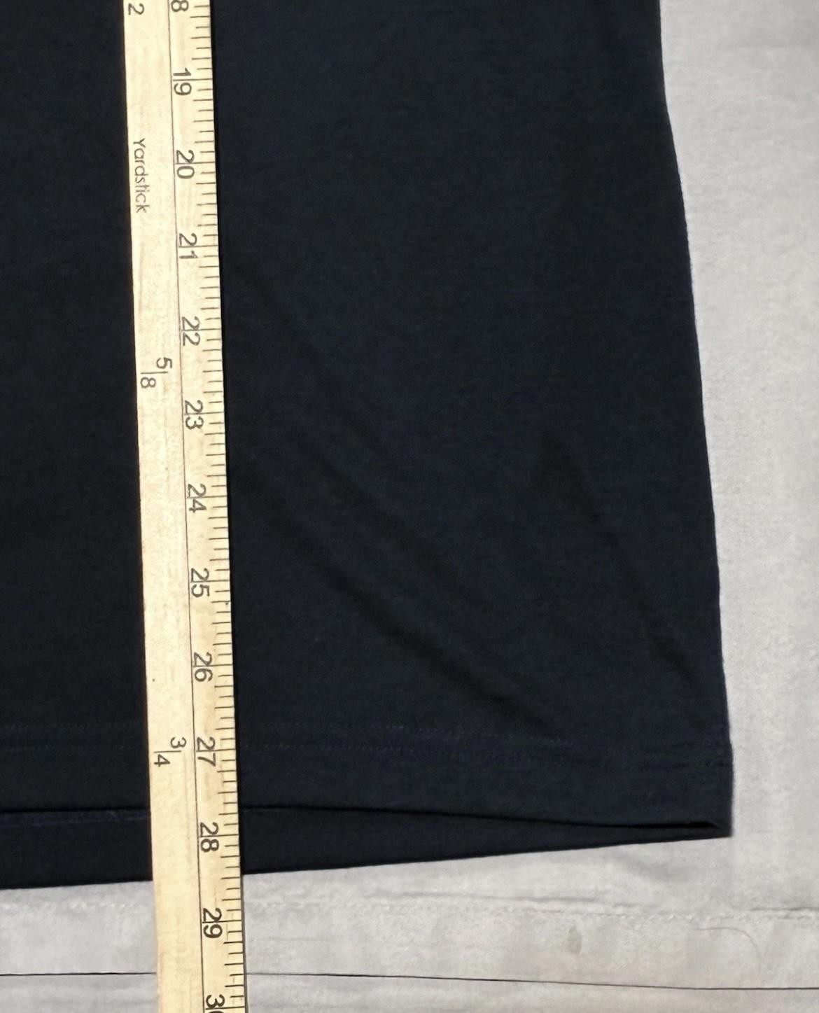 Tapout Shirt Mens Medium Navy Blue Performance Tee USA Flag Logo Graphic