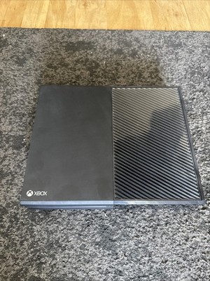 Xbox One Gebraucht Mit Zwei Kontrollern