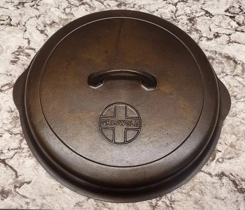 Griswold Cast Iron #10 Button Logo Skillet Lid
