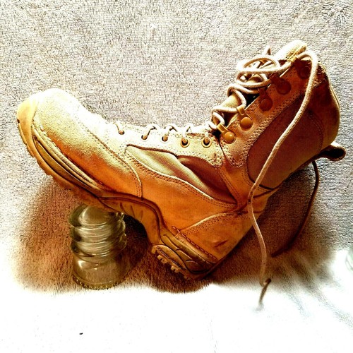 Danner Womens Military boot sz 6 M TFX 8 inch Tactical Military desert tan - Picture 2 of 10