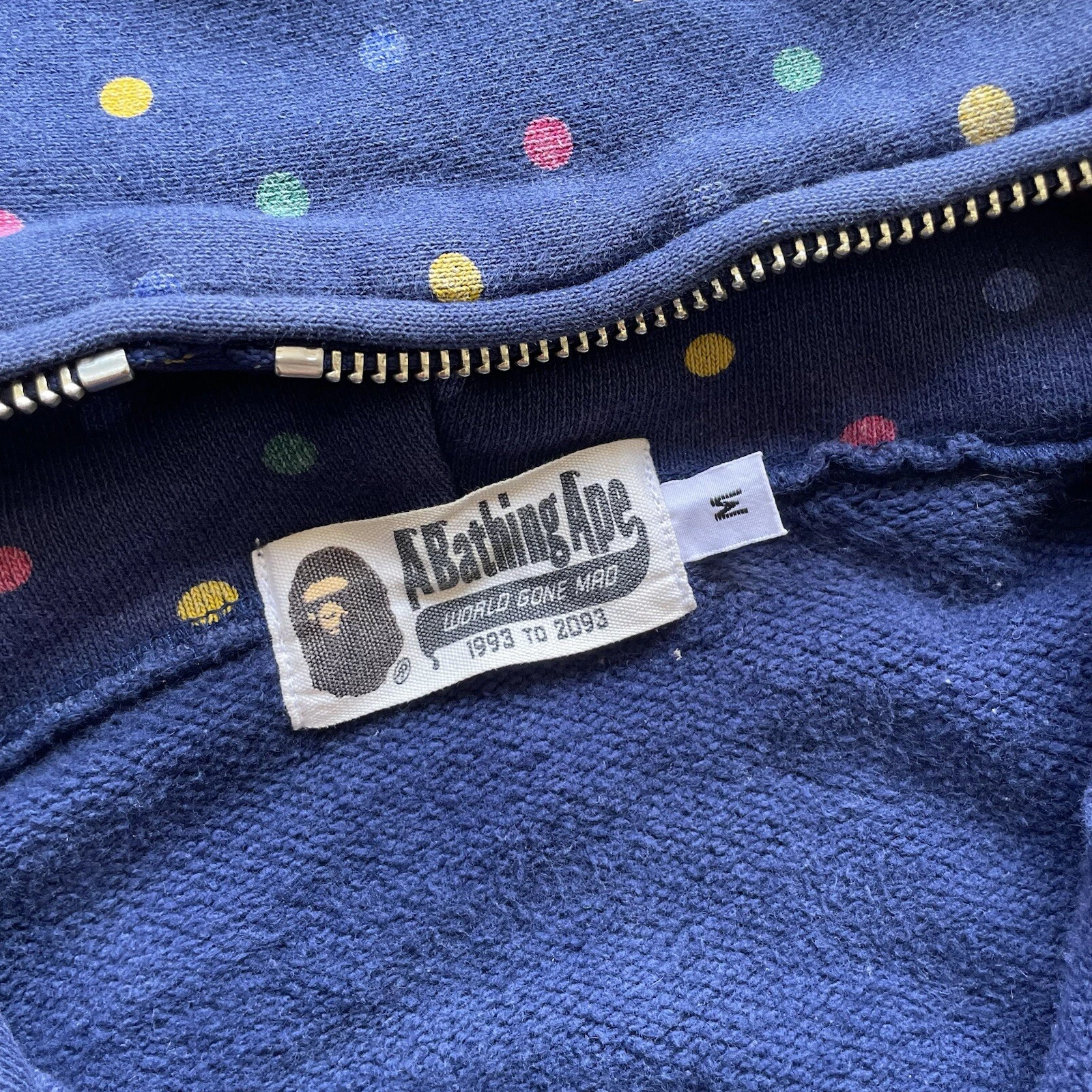 A BATHING APE (BAPE) Felpa con cappuccio e zip intera BAPE multicolore squalo a pois blu navy una scimmia da bagno taglia M