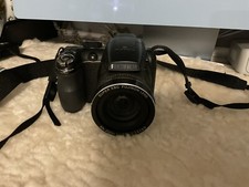 Fuji FinePix S4000 Compact Digital Bridge Camera