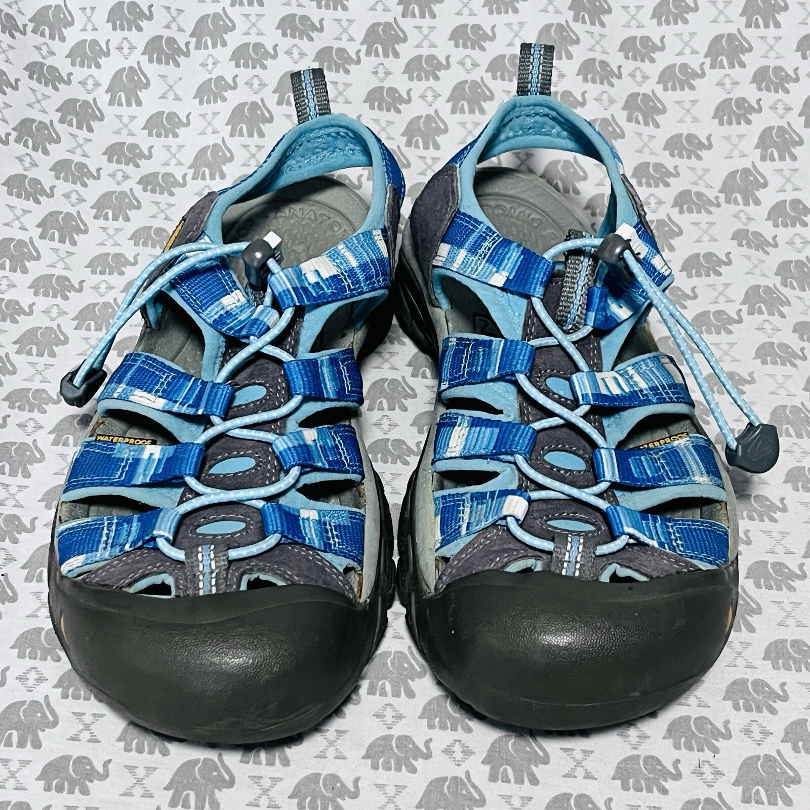 Sandali da trekking sport acquatici KEEN grigi blu acqua donna taglia 7 scarpe in perfette condizioni