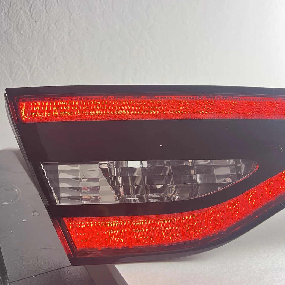 13-16 Dodge Dart Third Brake Trunk Lid Light Illuminated Surround 3rd Light OEM - Image 3 of 4