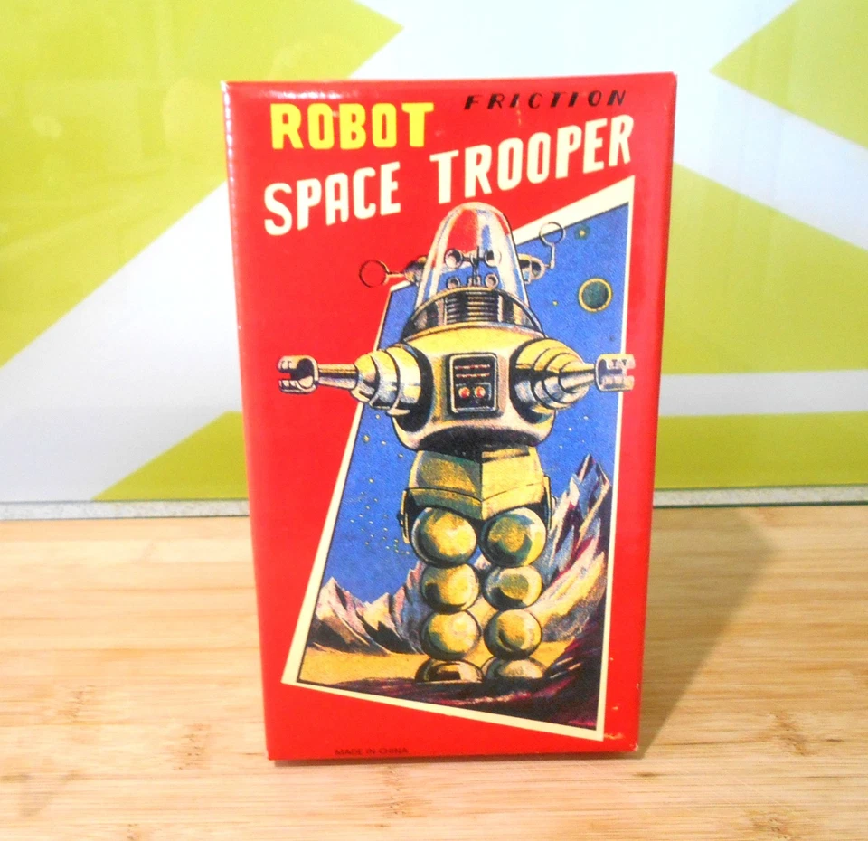 Robot Space Trooper NEGRO Estilo Vintage Cuerda Fricción Juguete 1995 COMO NUEVO Foto 4 de 4