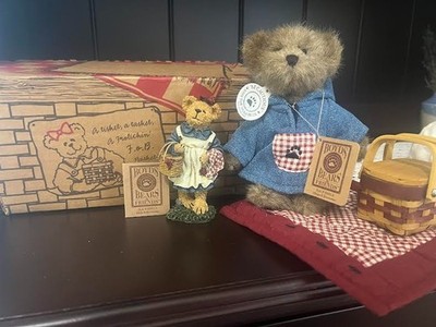 Boyds Bears 02002 Frolickin F.o.B. Collectors Club Picnic Kit New In Box