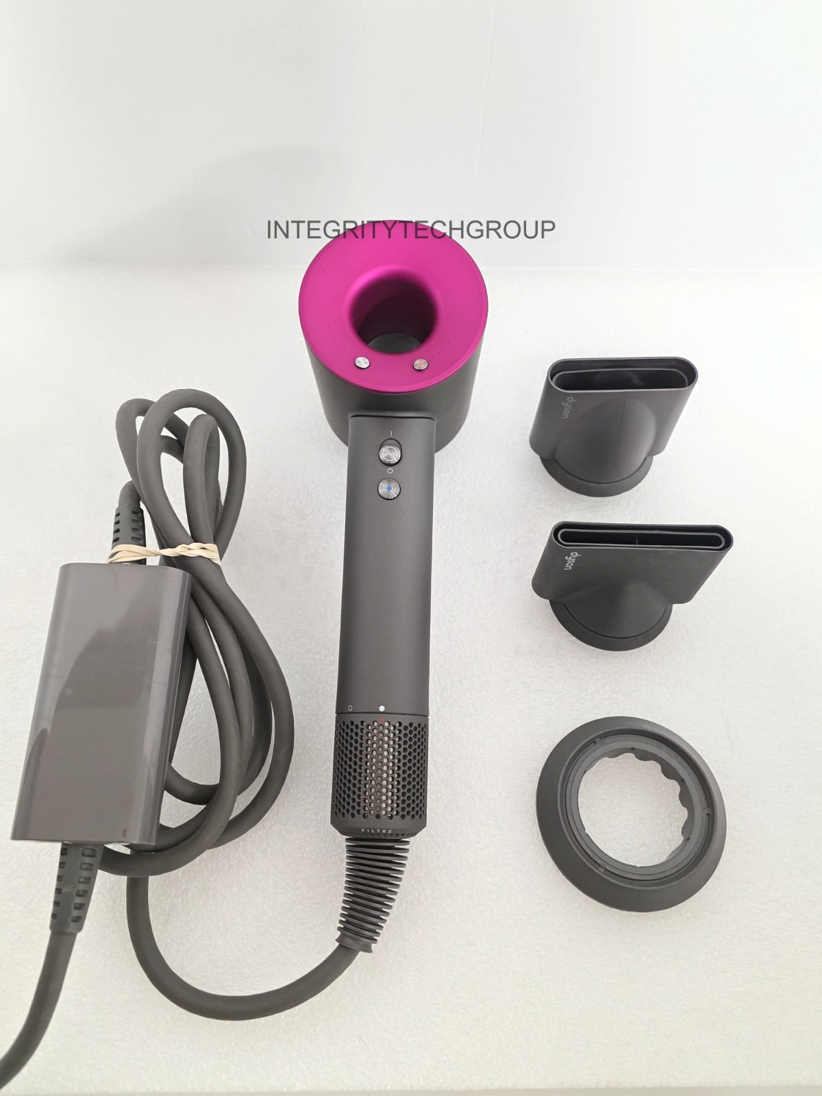 Genuine Dyson Supersonic Hair Dryer with 3 Styling Attachmen