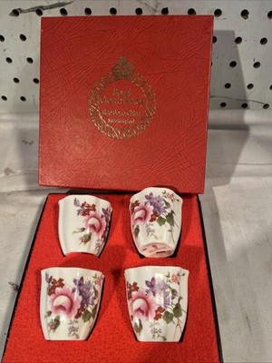 Royal Crown Derby Posies English Bone China 4 Egg Cups In Box