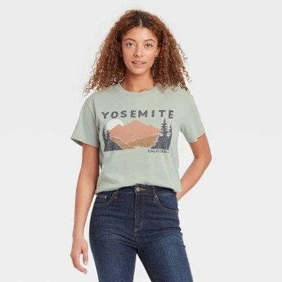 ZOE + LIV Graphic Tee