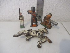 Vintage lot of 4 lead soldiers/figurines horse painted