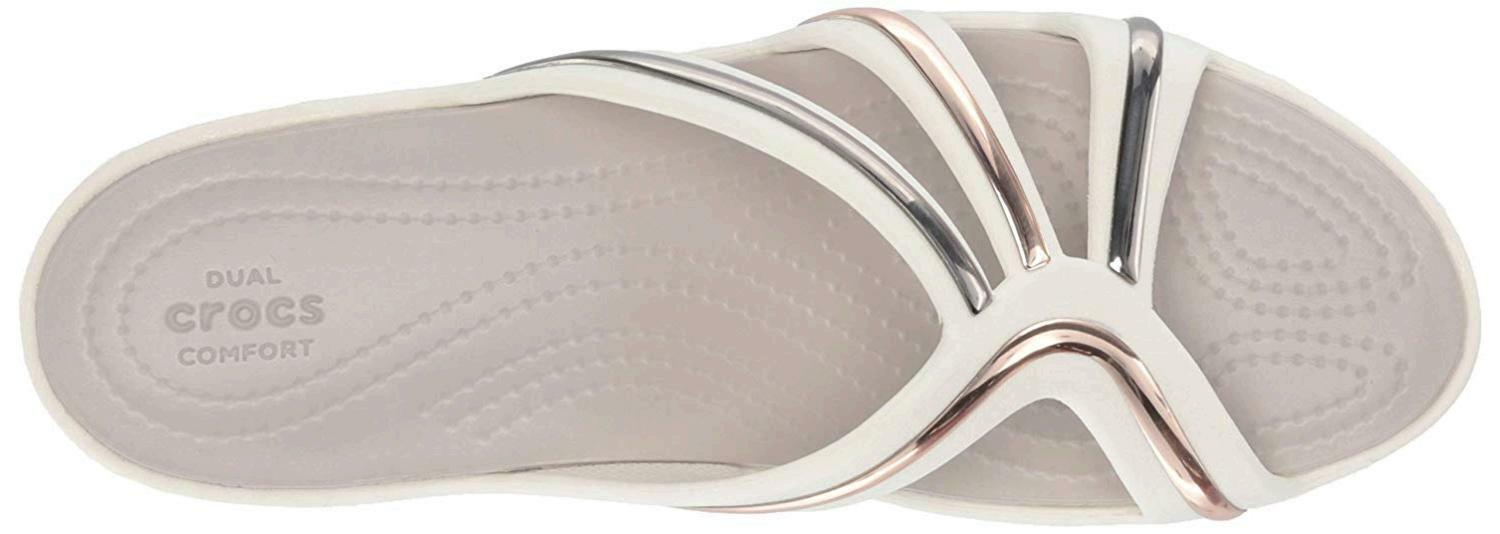 crocs women's sanrah metal block strap wedge sandal