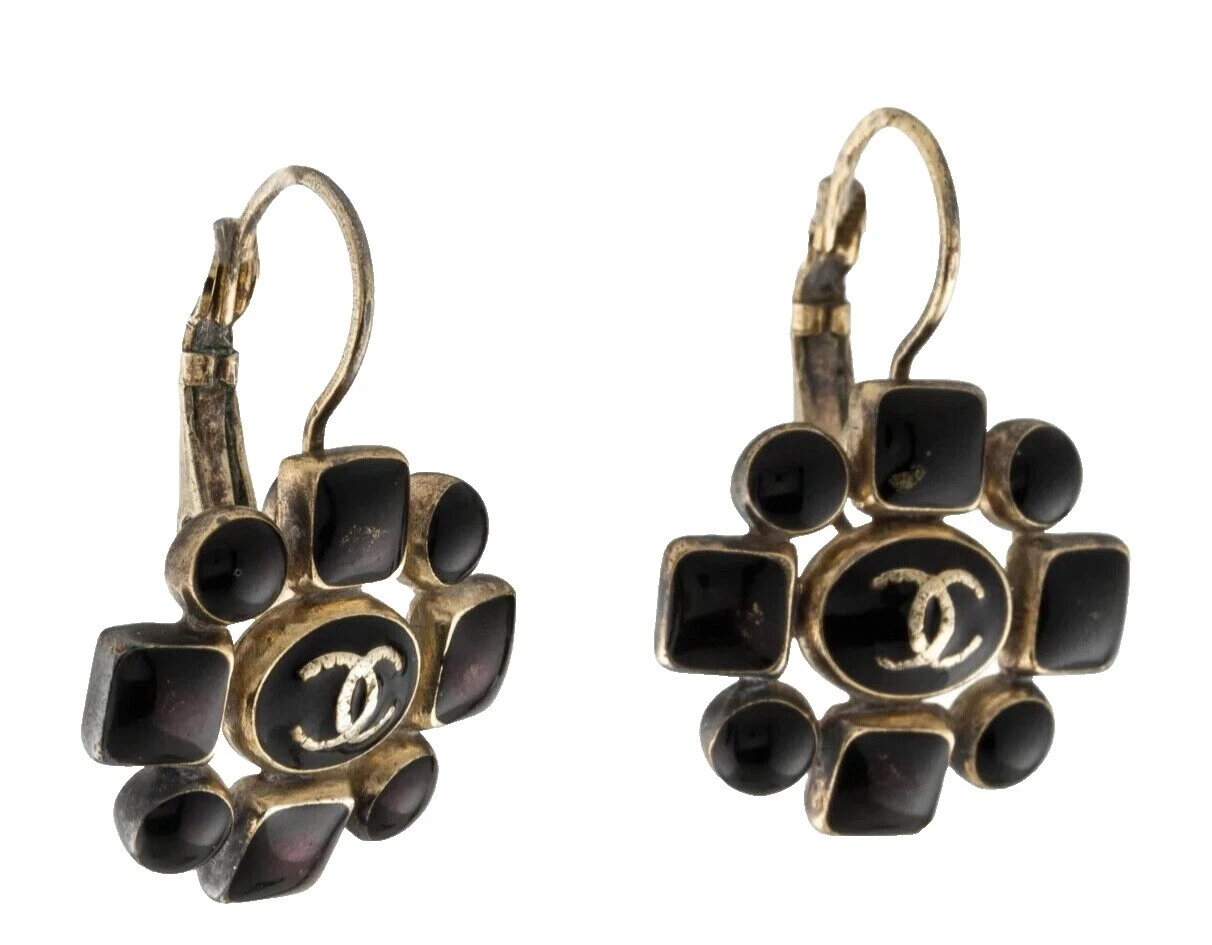 CHANEL Enamel Fashion Earrings