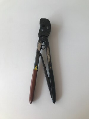 AMP 576778 Crimp Tool